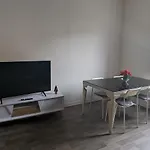 Le Thannois - 2 Chambres, Salon, Cuisine Equipee, Parking Et Wifi Gratuit Apartment Mülhausen