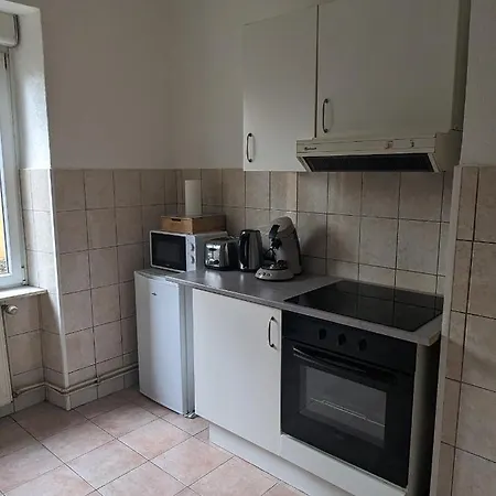 Le Thannois - 2 Chambres, Salon, Cuisine équipée, Parking Et Wifi Gratuit