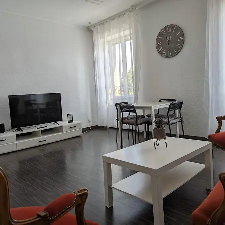Appartement Le Thannois - 2 Chambres, Salon, Cuisine Equipee, Parking Et Wifi Gratuit Mulhouse