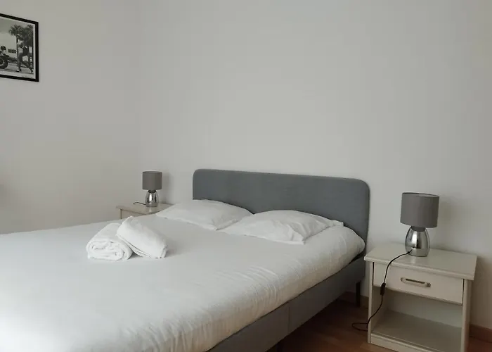 Le Thannois - 2 Chambres, Salon, Cuisine équipée, Parking Et Wifi Gratuit * Mulhouse