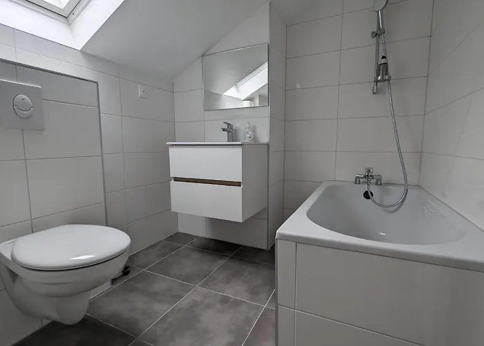 Le Thannois - 2 Chambres, Salon, Cuisine équipée, Parking Et Wifi Gratuit * Mulhouse